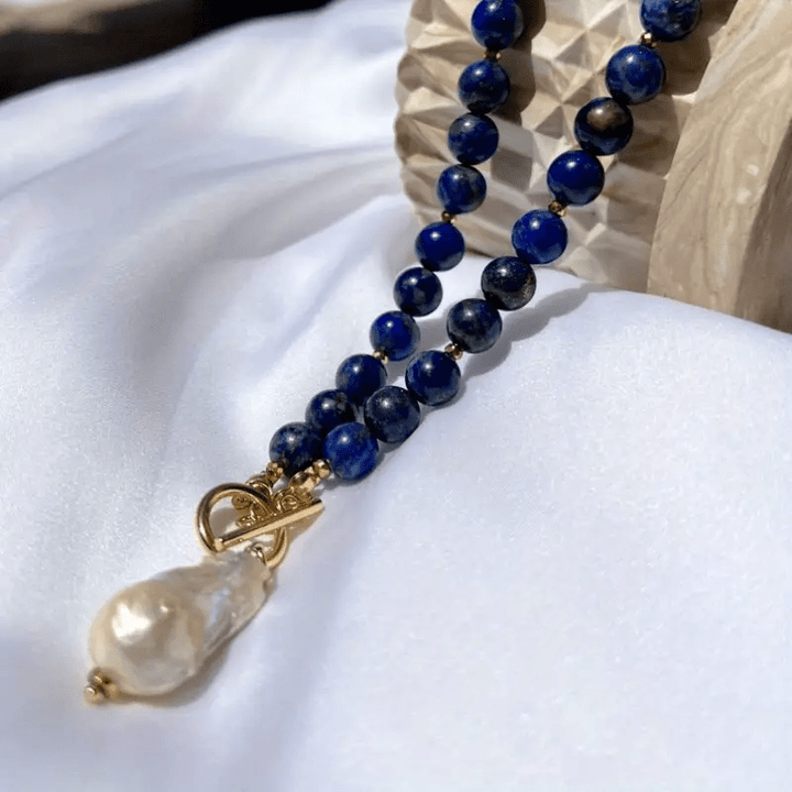 Havento™ Baroque Bohemian Collar with Pearls and Navy Blue Details