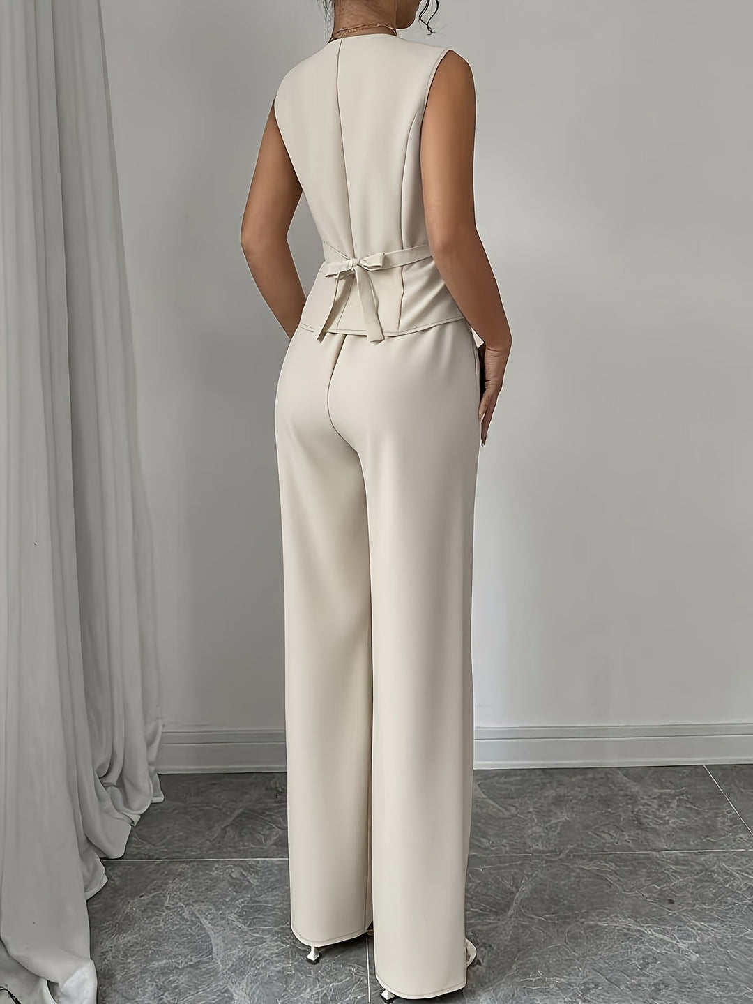 Malia™ Elegant Vest with V-Neck and Straight Pants Set